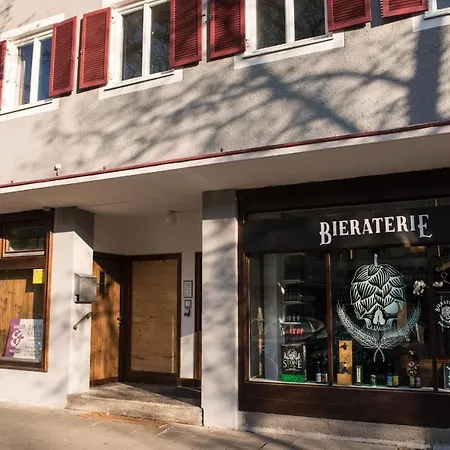 Haus Ludwig Falkenstein * ガルミッシュ・パルテンキルヒェン